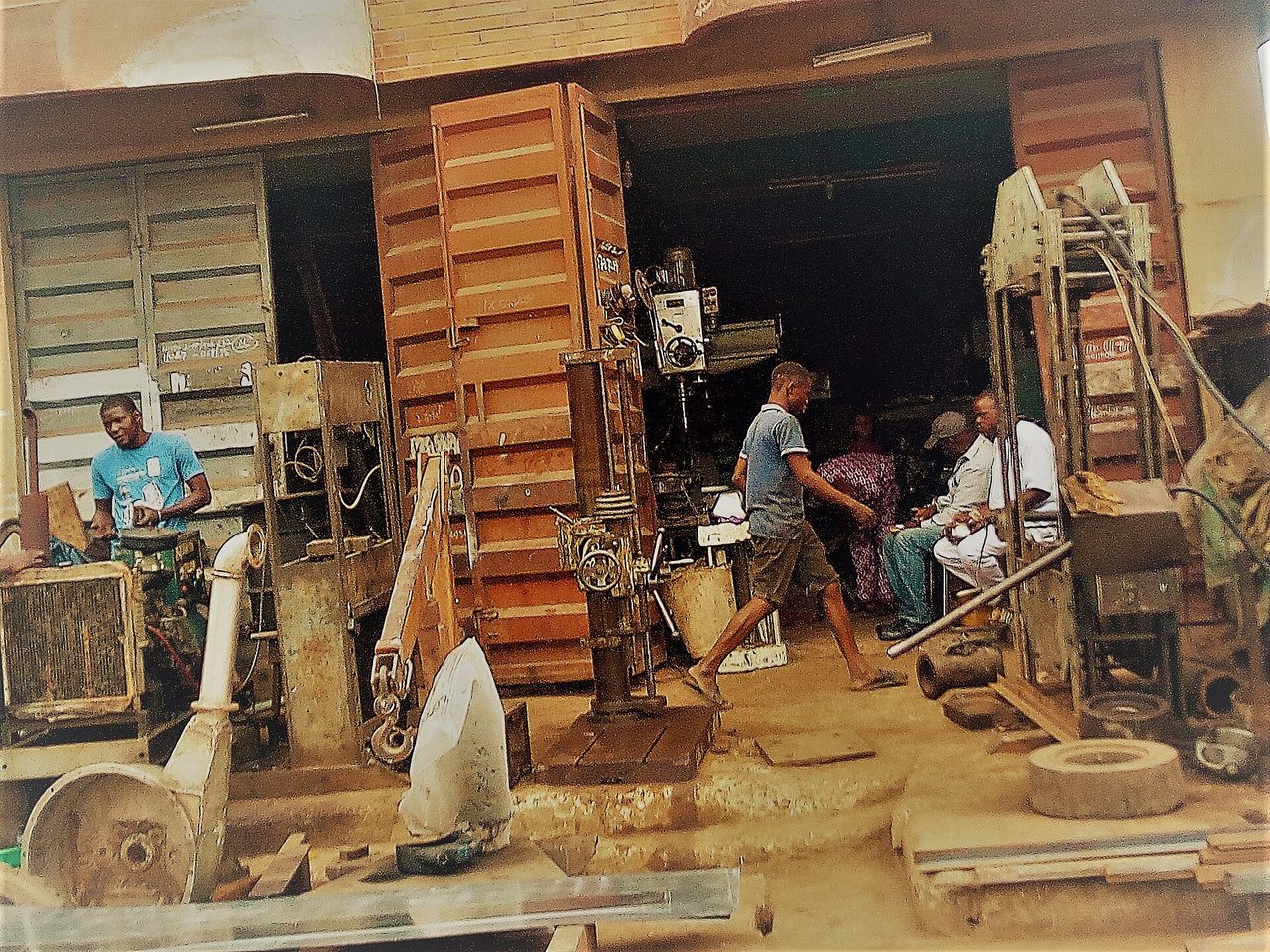Officina ferri e lamiere